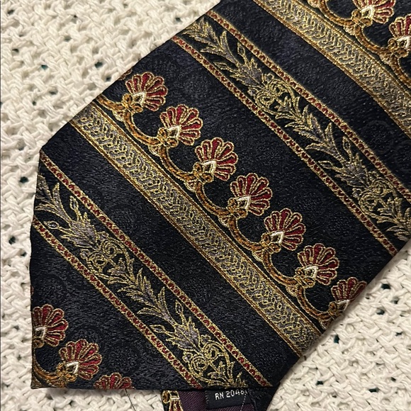 Bundle of 4 Vintage 90’s Floral Silk Neckties - Picture 7 of 11